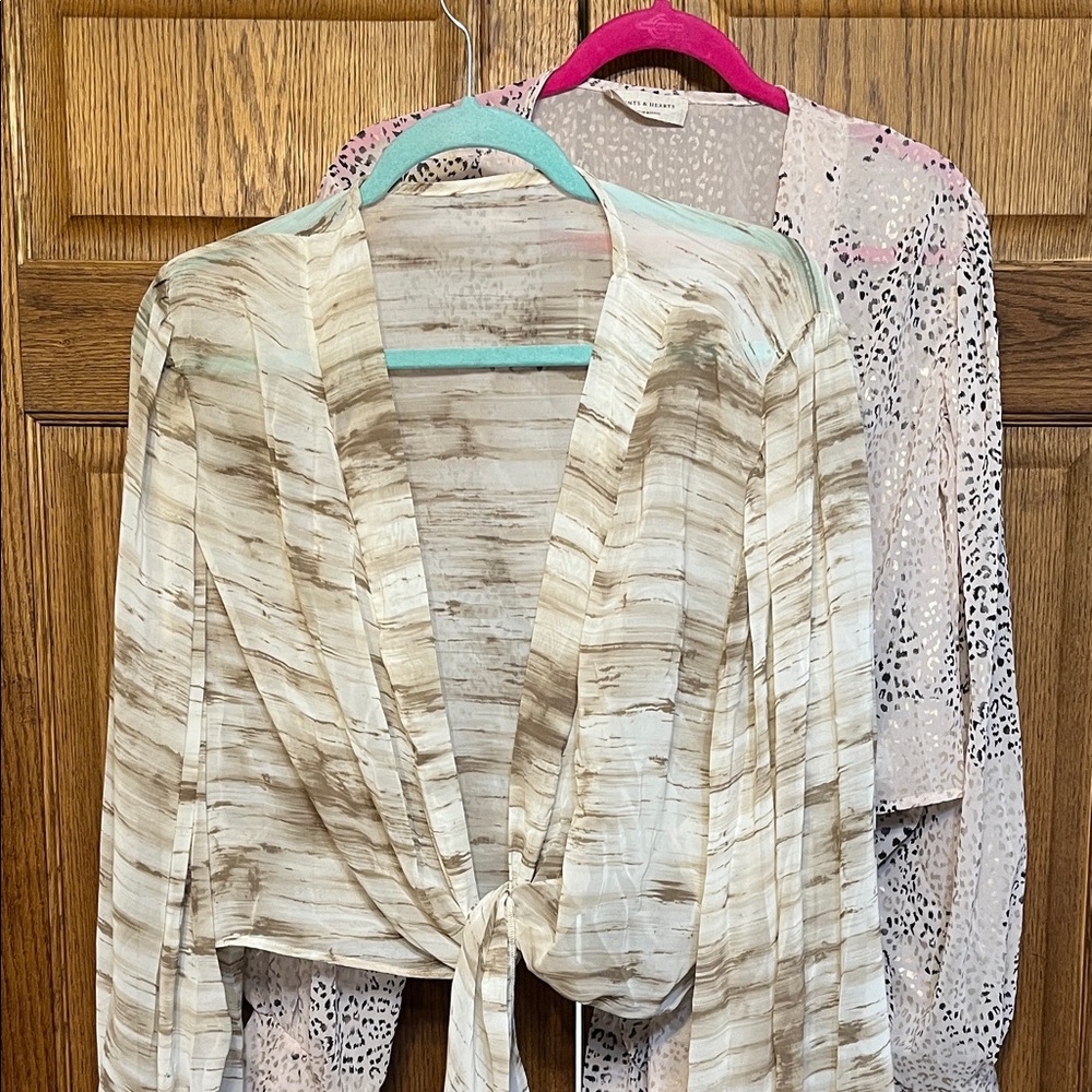 Lot 2 Saints & Hearts Tie-Front coverup Blouses.  1x.
